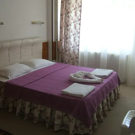 Yildirim Hotel