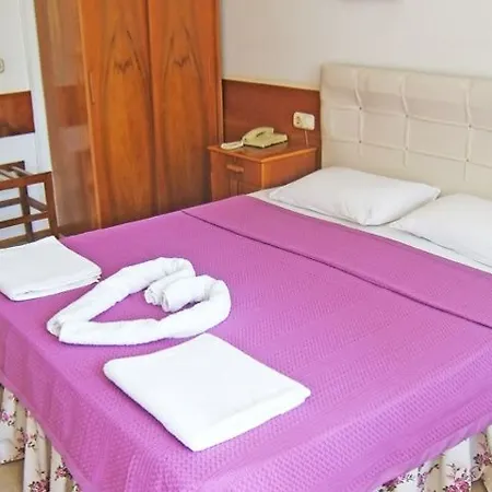 Yildirim Hotel